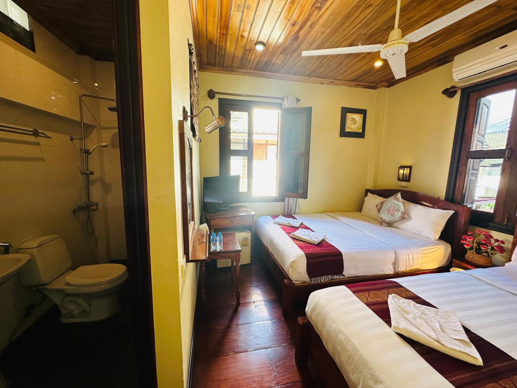 Anisa Mekong Riverside Villa Luang Prabang Bagian luar foto