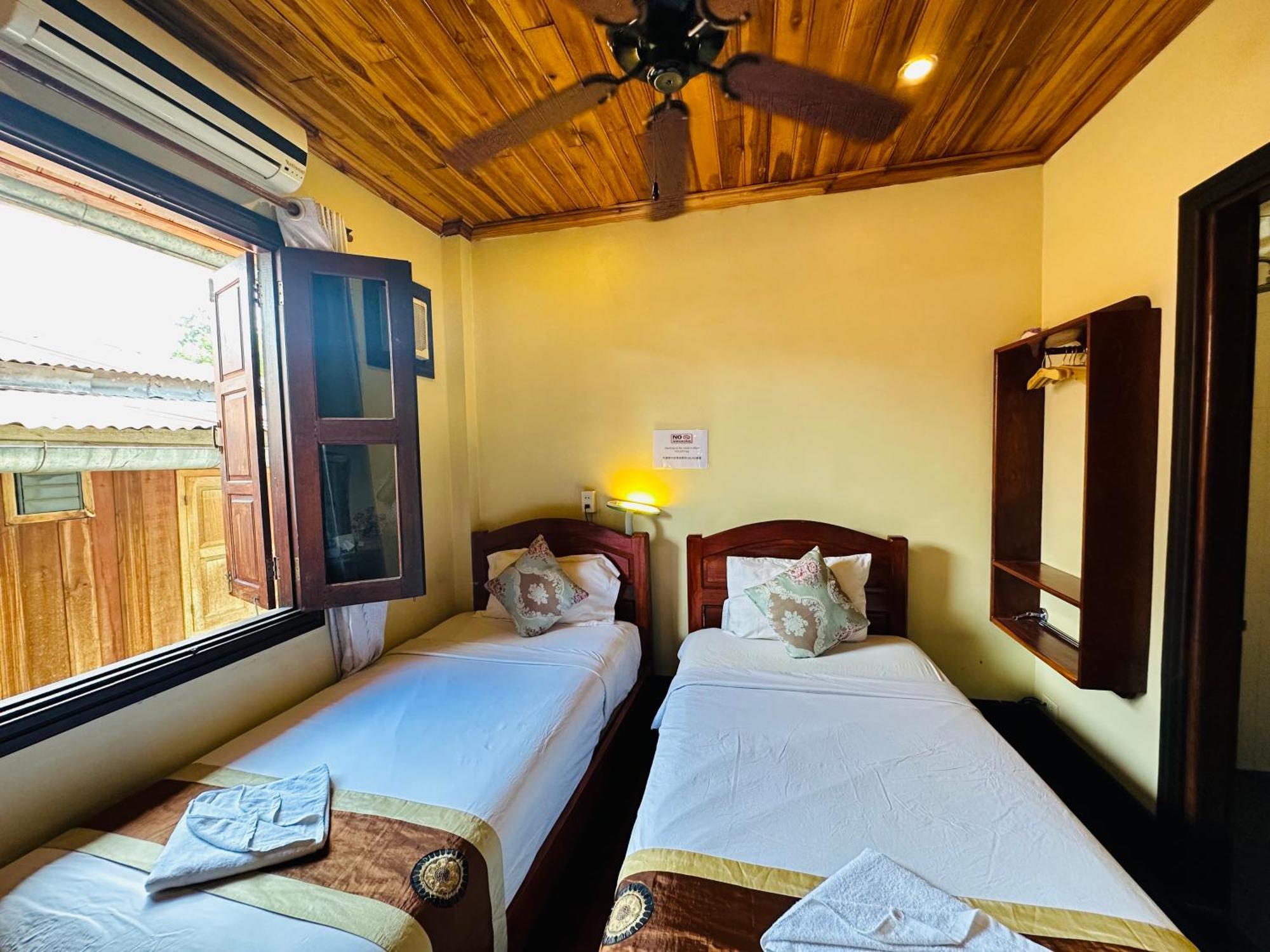 Anisa Mekong Riverside Villa Luang Prabang Bagian luar foto