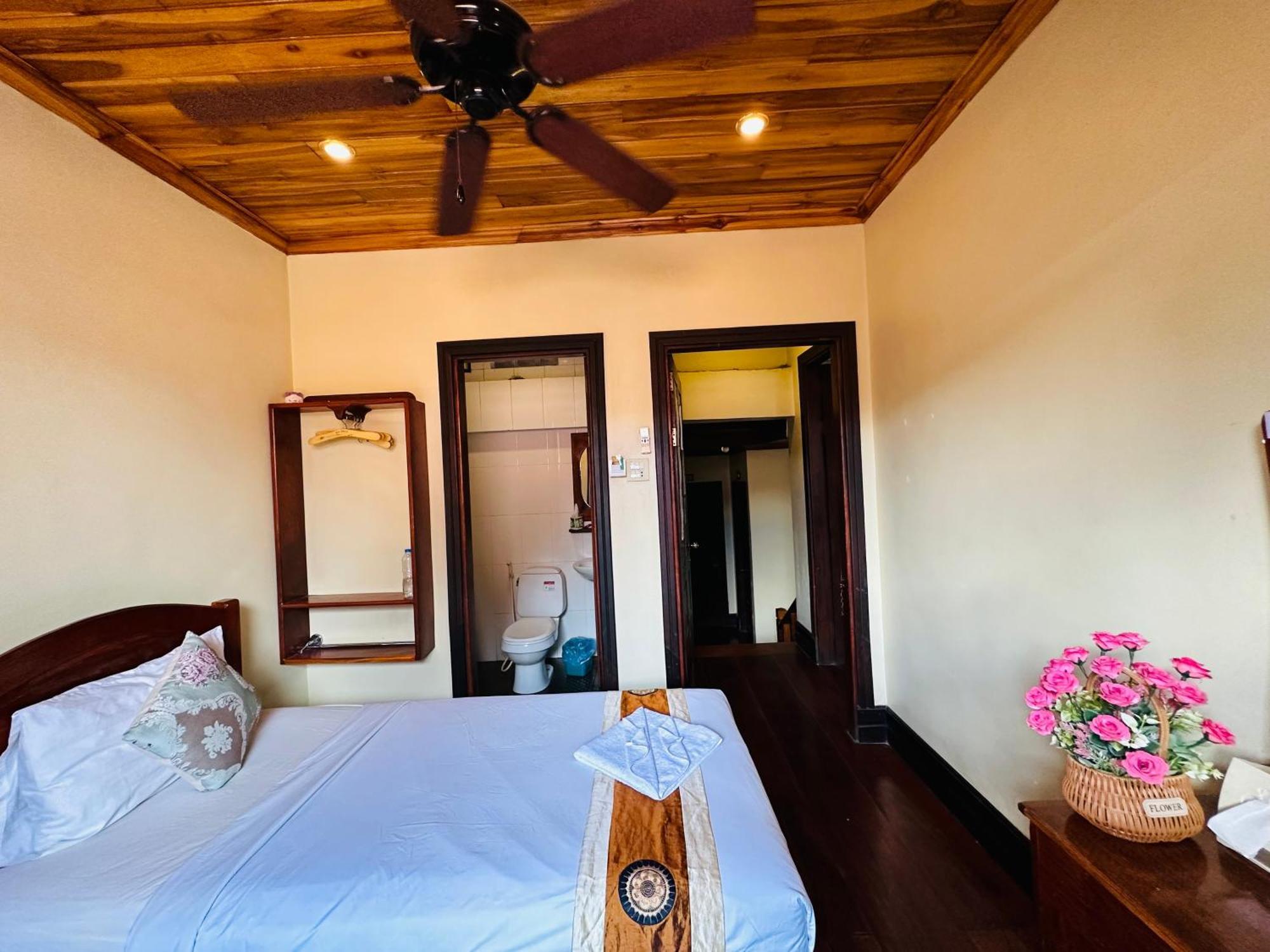 Anisa Mekong Riverside Villa Luang Prabang Bagian luar foto