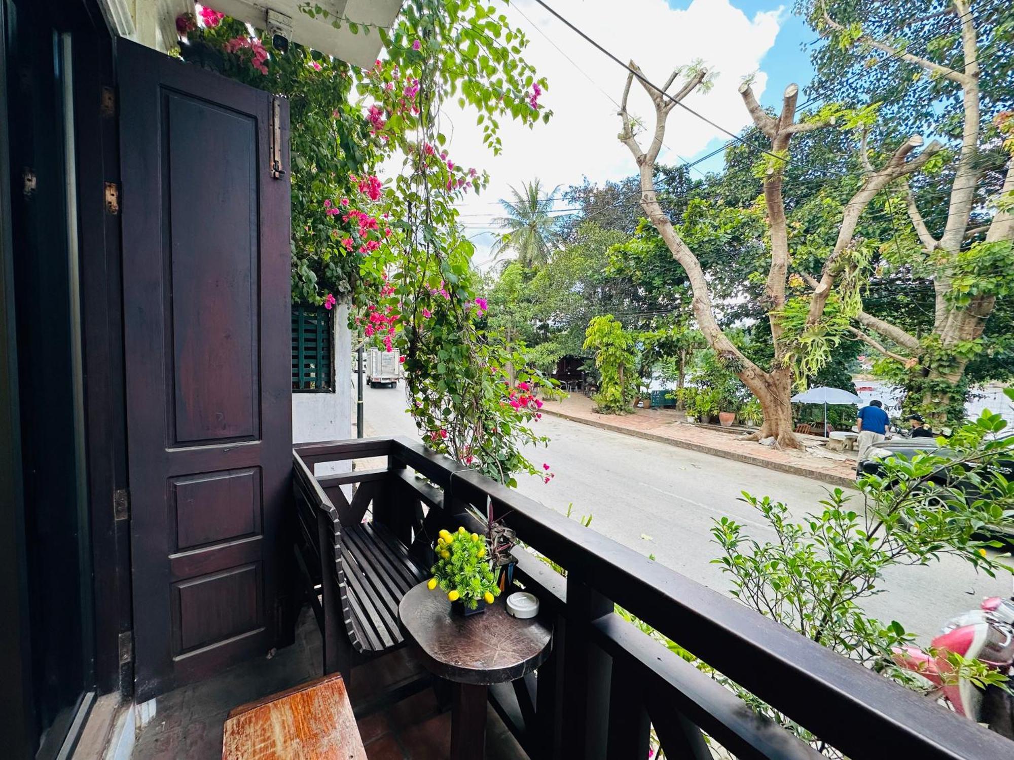 Anisa Mekong Riverside Villa Luang Prabang Bagian luar foto